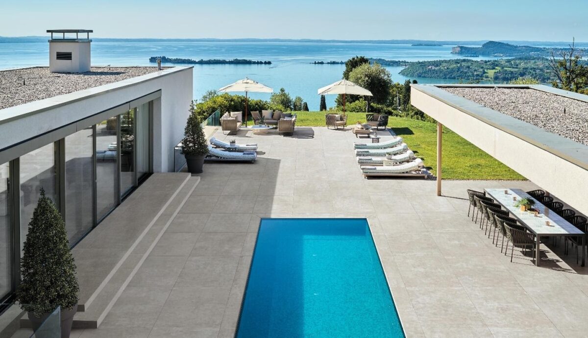 What are the top 8 non-slip outdoor tiles that you need to know?